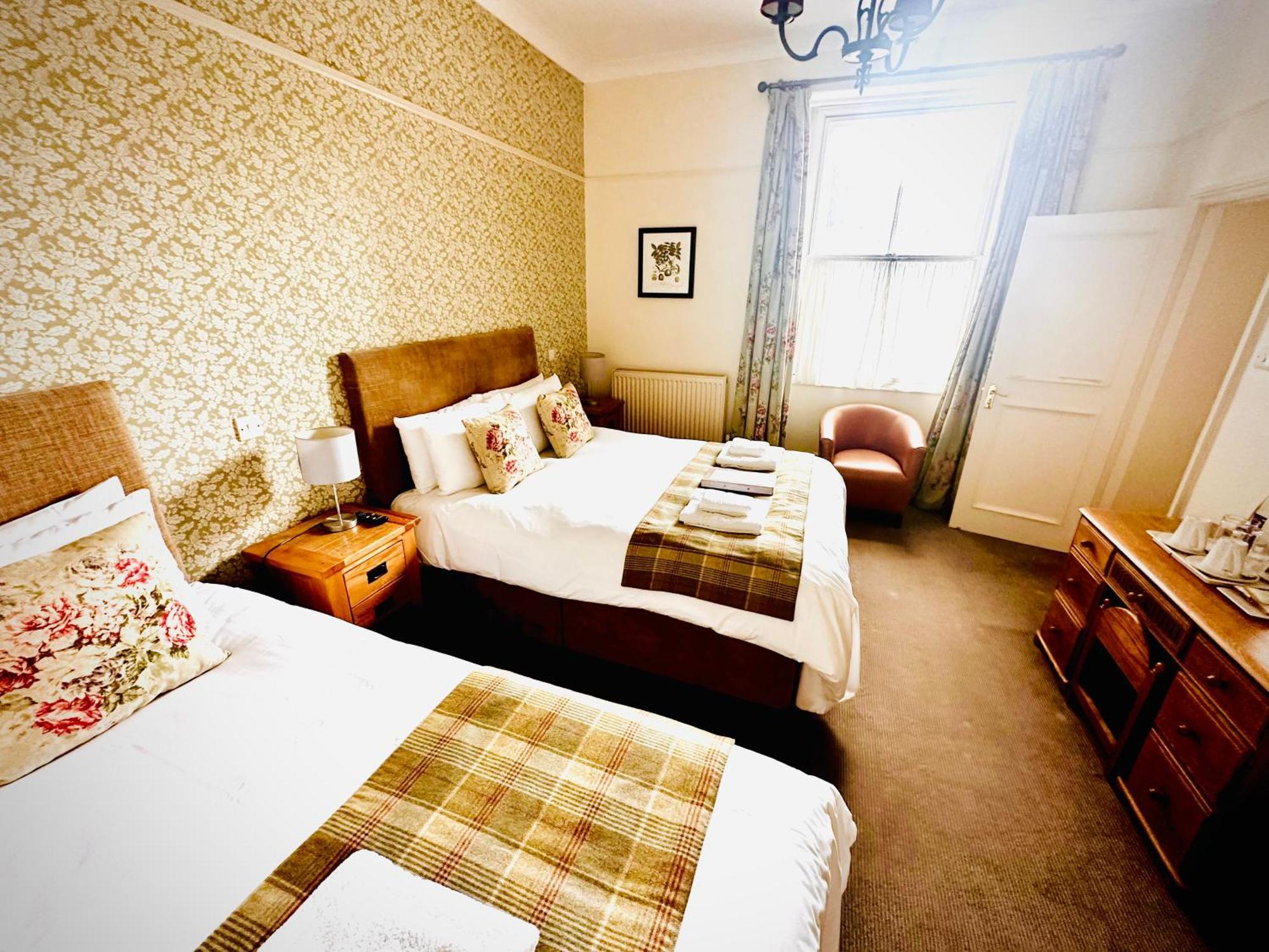 George Hotel & Granary Frome Room photo